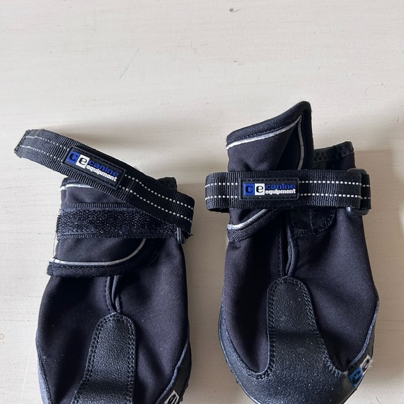 CANINE EQUIPMENT dog boots. - Picture 8 of 9